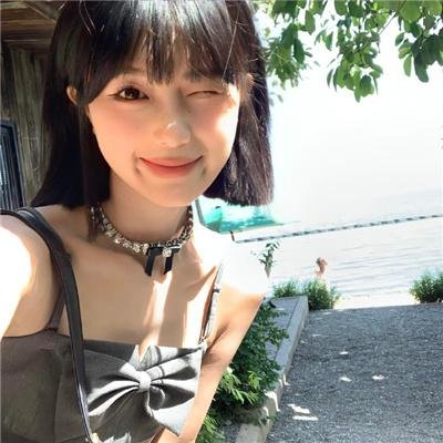 口红